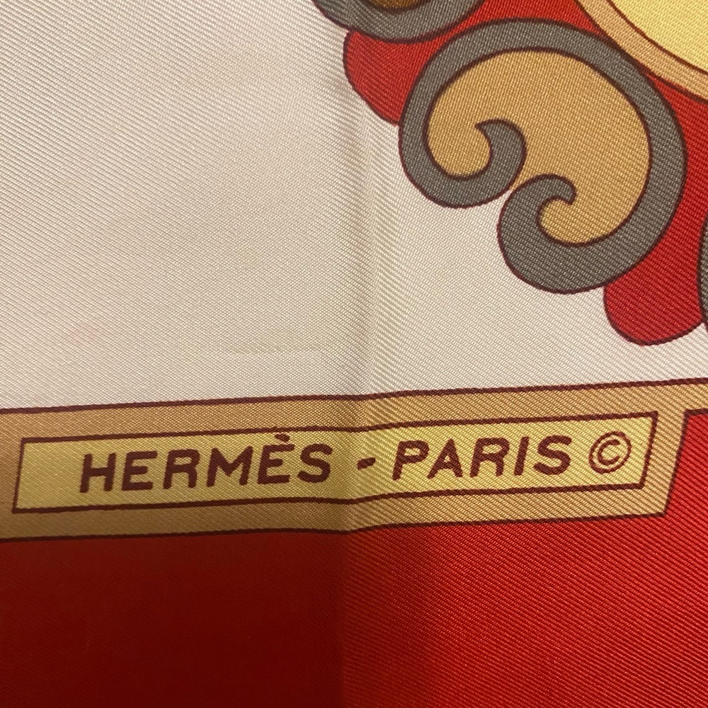 Hermès silk scarf, cream with red border. 36 x 36.
